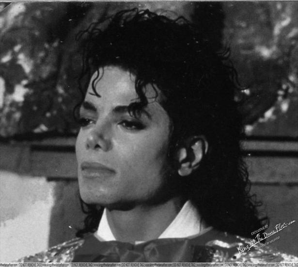 Michael Jackson - 1287315698.jpg