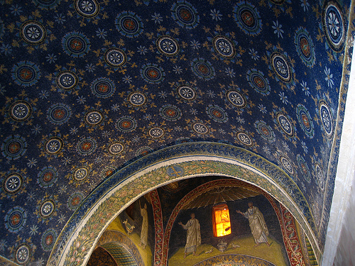 Ravenna - Oratory of Galla Placidia.jpg