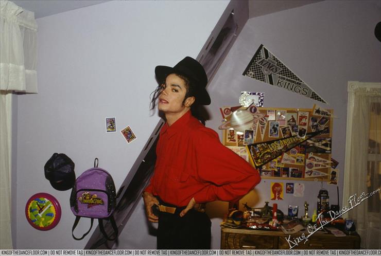 05. Dangerous - Reis7100-HQ-michael-jackson-17139088-1600-1078.jpg