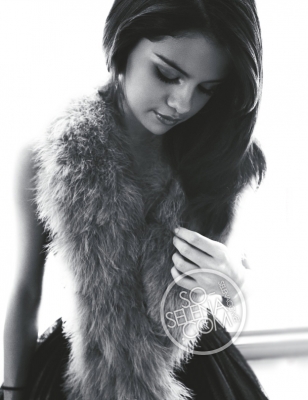 Selena Gomez - normal_011.jpg