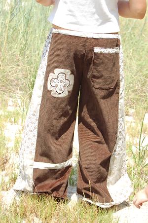 Inspiracje - spodnie - smokey flower pants 6.JPG