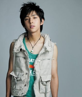 Kibum - T125736755128b8bcb34b906e35e38a8037dc06a10fc1.jpg