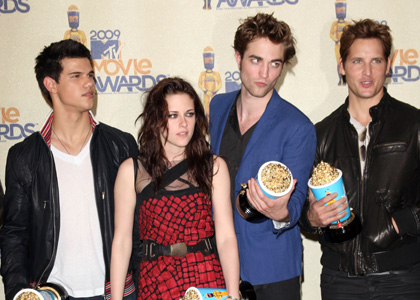 MTV Movie Awards 2009 - twilight-mtv-win-chat.jpg