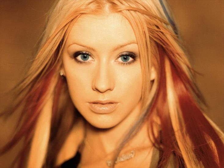 Christina Aguilera - aguilera871600x1200.jpg