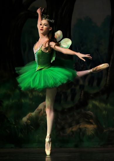 Balet - Green_Fairy_I_by_czar1259.jpg