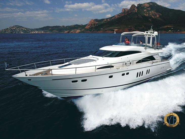 10 Motor Yachts 1600x1200 - Fairline74Squad1600.JPG
