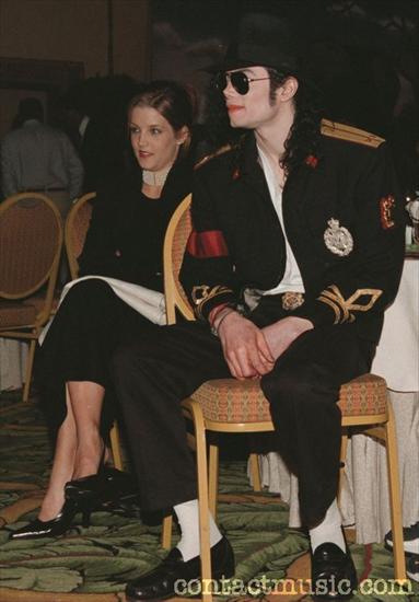 Michael Jackson - file_photos_1594634.jpg