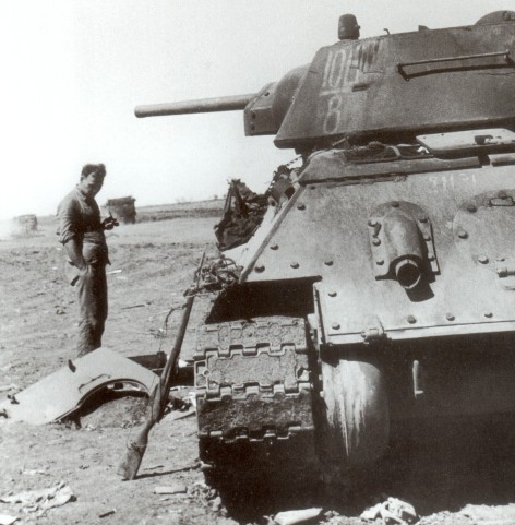 TAPETY CZOŁGI - Czołg średni T-34 76 fot. 9.jpg