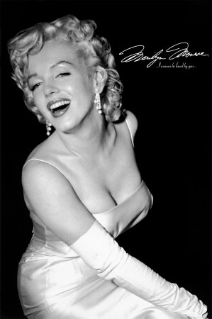Marilyn Monroe - 30018-Marilyn-Monroe-25cm.jpg