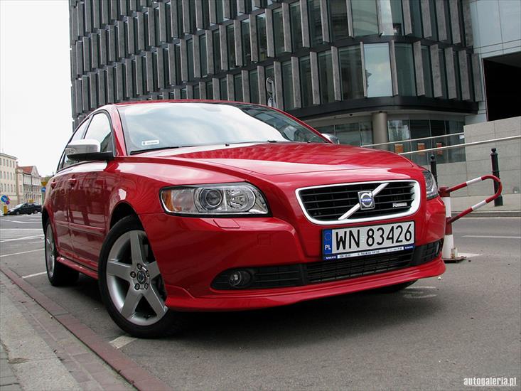 03 - volvo_s40_d5_r-design_2008_01.jpg