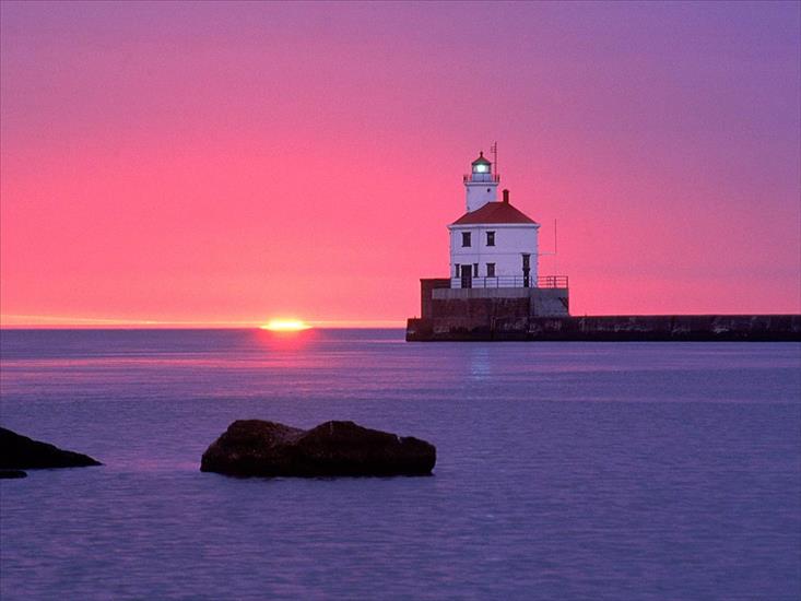 TAPETY WIDOKI - Wisconsin Point Lighthouse, Wisconsin.jpg