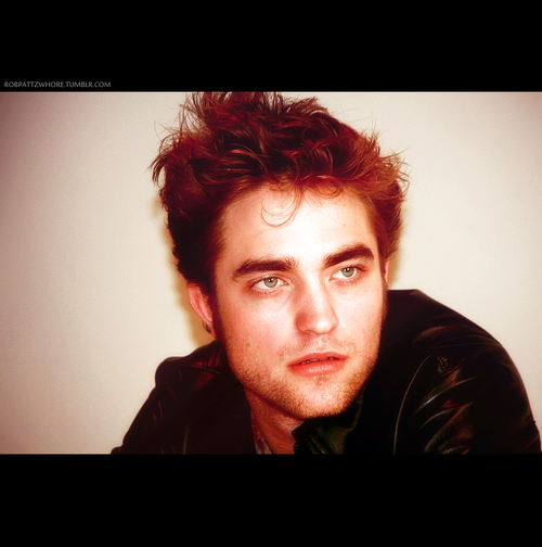 Robert Pattinson - robert.png