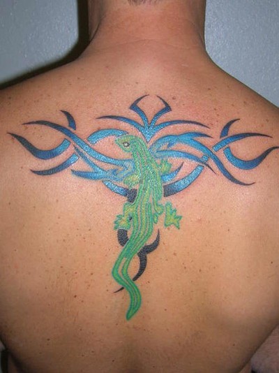 TatuaŻe - tatuaze-jaszczurka-tribal.jpg
