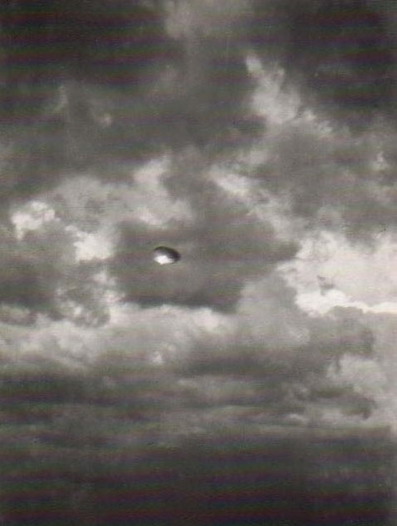 TAJEMNICE UFO - 17 July 1956,   -  Rosetta-Natal, South Africa.jpg