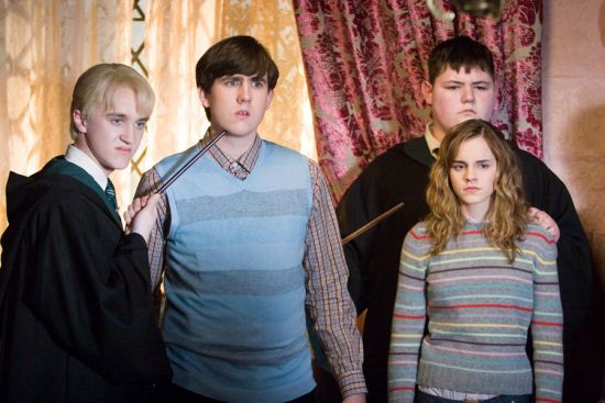 Zakon Feniksa - Draco Malfoy, Neville Longbottom, Hermiona i Gregory Goyle.jpg