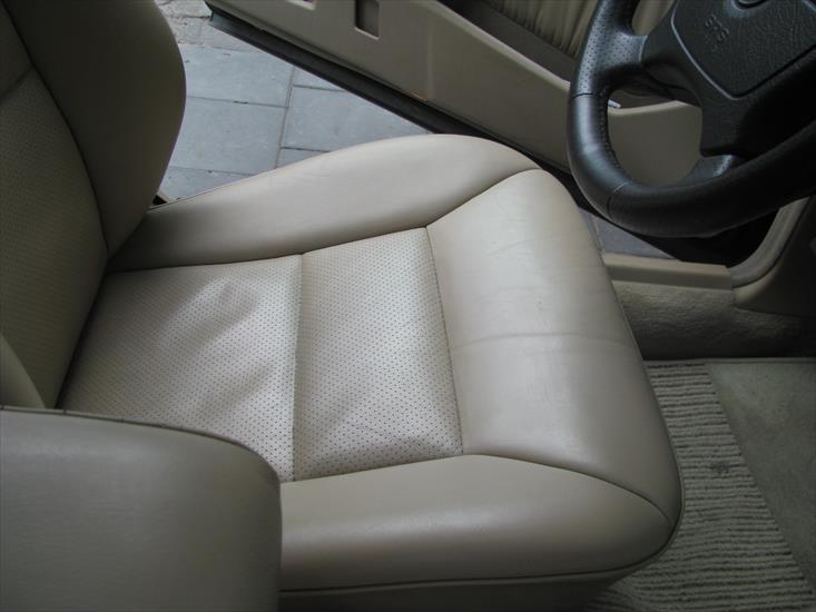 2011-03 - boczek fotela kierowcy po renowacji 5.JPG