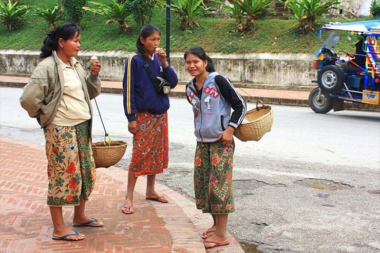 Laos - 004.jpg