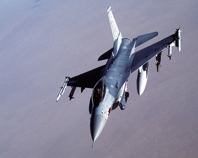 F - 16 - 13.jpg