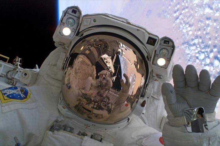 Webshots Collections - Astronaut Soichi Noguchi, STS-114  NASA.jpg