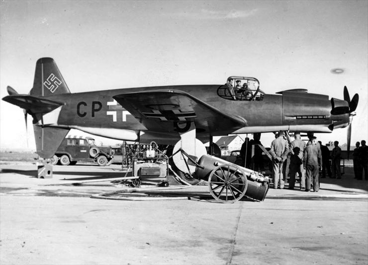 Samoloty - II wojna - II-01.jpg