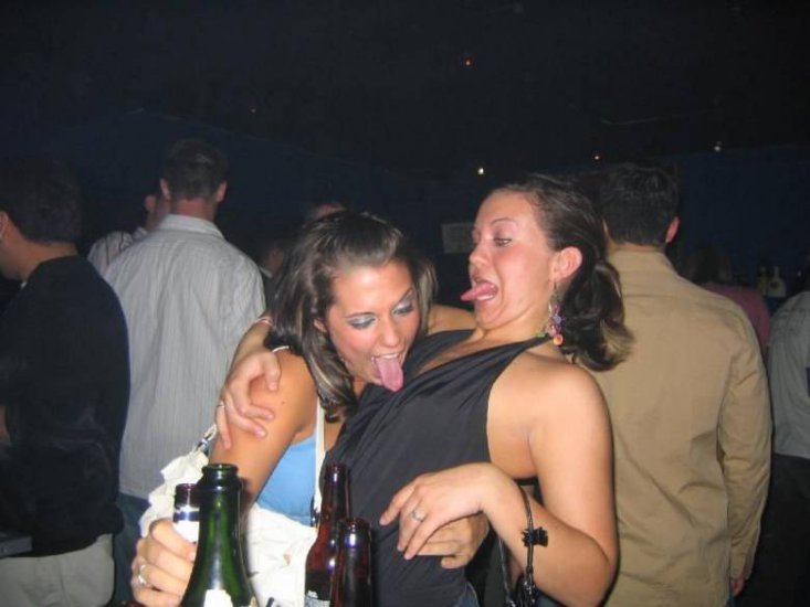 pijane dziewczyny drunk girls - bz4286 6.jpg