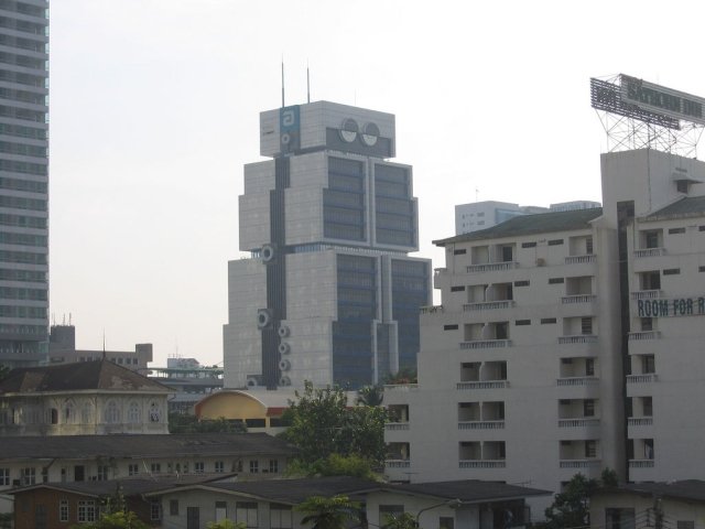 Budowle dziwne i ciekawe - z4276108X,Siedziba-Banku-Azji--to-bardzo-znany-budynek-w-Bangkoku-.jpg