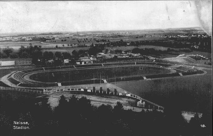 stara Nysa - Nowy obraz44 stadion.JPG