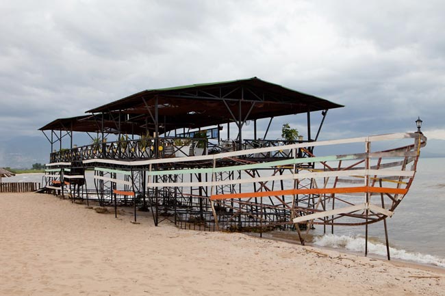 Burundi - Burundi-Saga-Plage-Resort-2.jpg