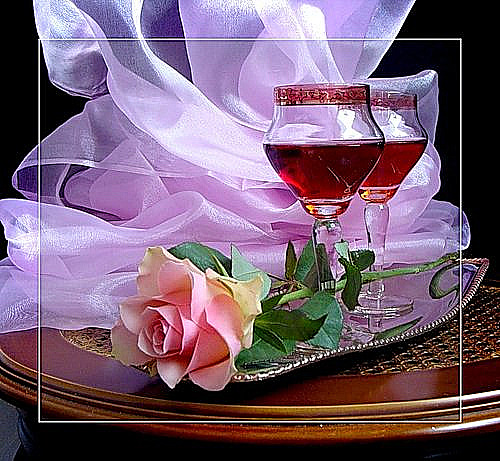 kieliszki wino szampan - Kieliszki z różą.jpg