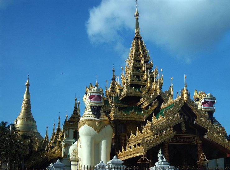 Najpiękniejsze miejsca na świecie - shwedagon_stupa_4.jpg