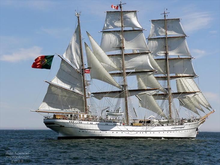 Żaglowce i jachty - Tall ship Sagres of Portugal.jpg