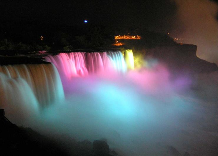obrazy - Noc_Niagara.jpg