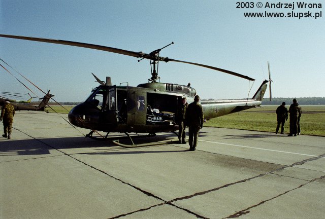 zdjęcia helikopterów - uh1d.jpg