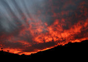 śliczne dzieło Stworzenia - 180px-Sunset_with_funnel_clouds.jpg