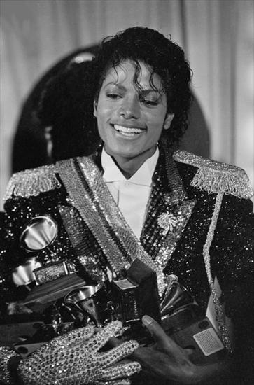 Michael Jackson - MichaelJacksonThrillerEraGrammyAwards198.jpg